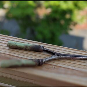 Antique Curling Iron